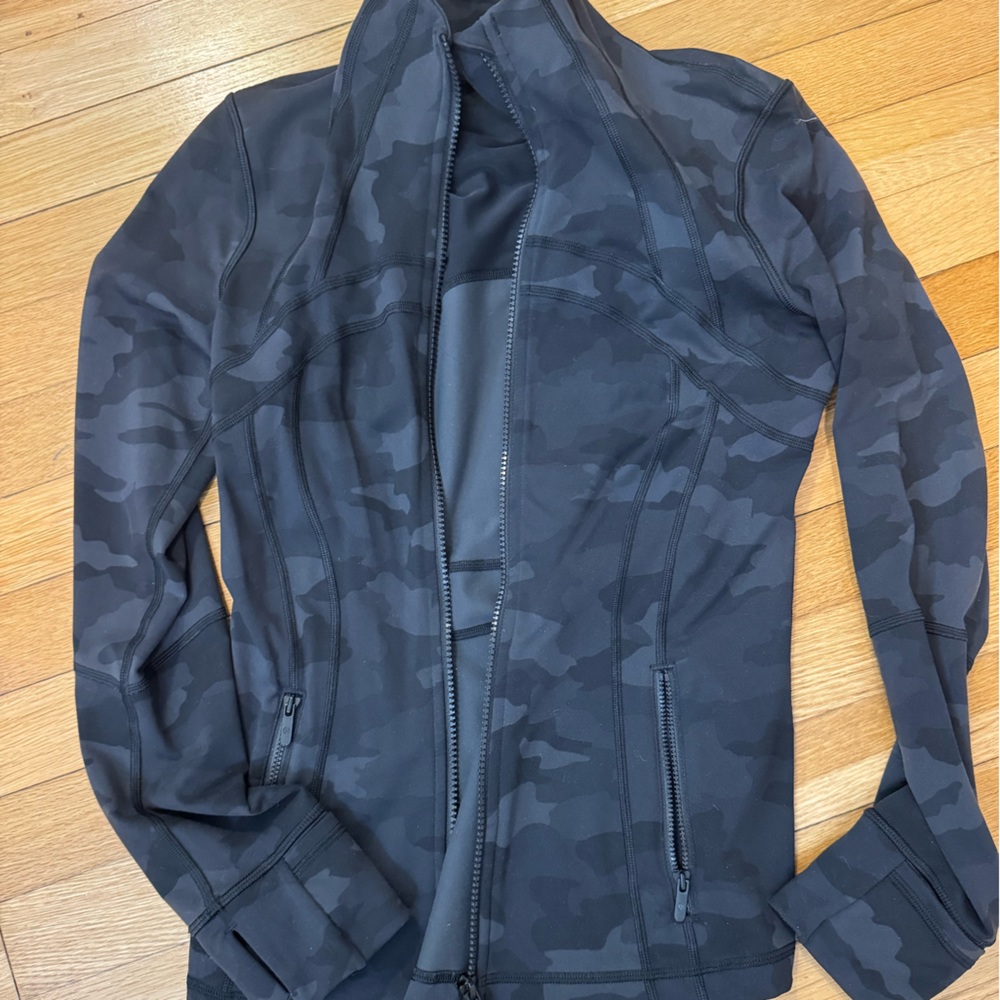 Lululemon zip up